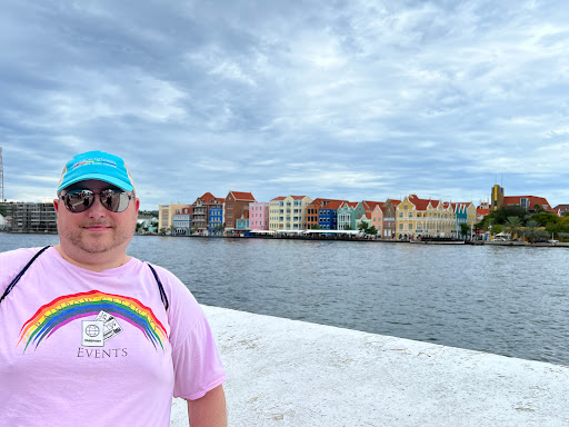 Rainbow Getaways - Visual