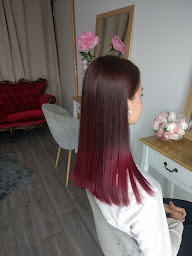 Photo n°21 de INSTANT COSY COIFFURE FLORA l’isle Jourdain à L'Isle-Jourdain (Prestataire de mariage)