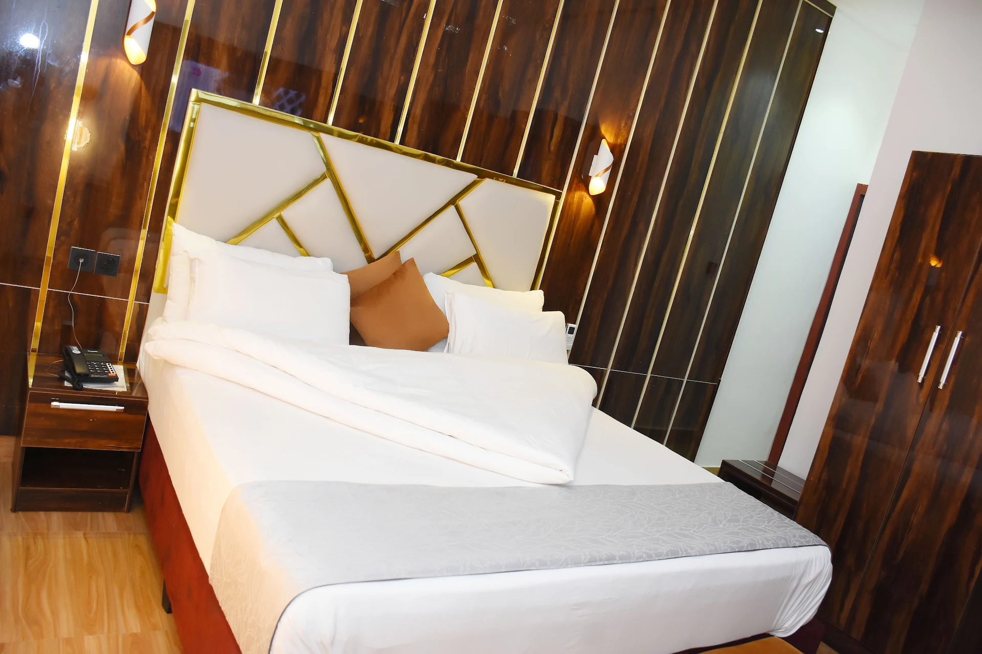 Grand Seasons Hotel, Nnewi