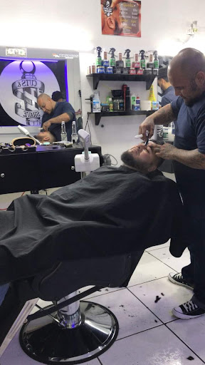 9's barbershop