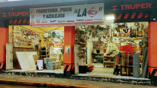 Ferretería La 3