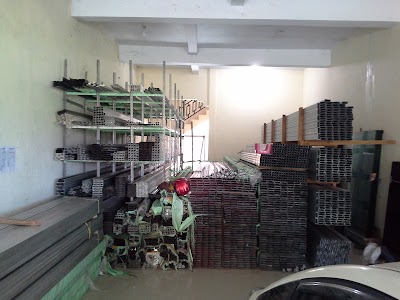 Photos of Ud Umar Sainong