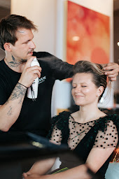 Photo n°7 de Trystan Coiffeur Barbier & Créateur. à Caudry (Salon de coiffure)