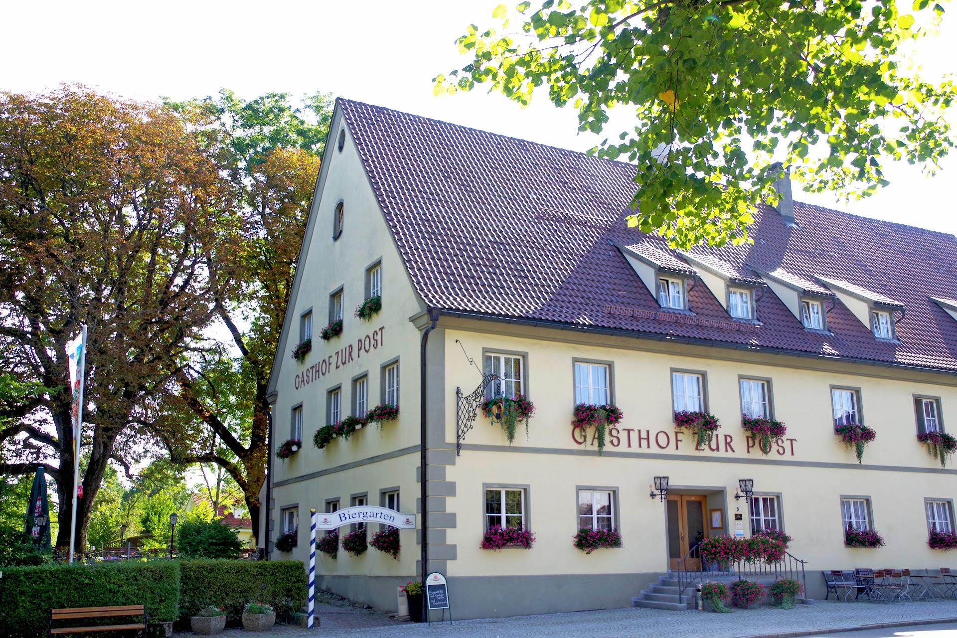 Hotel Gasthof Zur Post - Housity