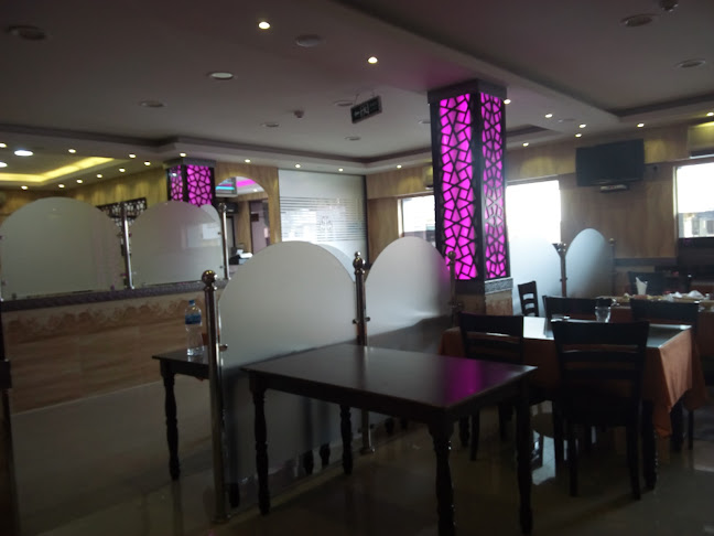Taj Mahal Restaurant Hours