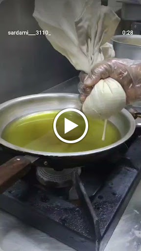 Enjoy hot and freshly cooked mouthwatering jalebi, post image