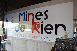 Photo n°12 de Mines de rien - magasin anti-gaspi solidaire du Secours populaire Noeux à Noeux-les-Mines (Magasin)