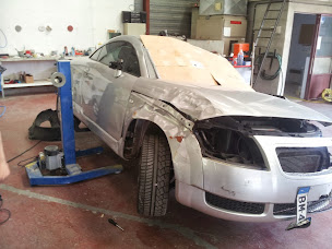 Photo n°7 de A.Z AUTO CENTRE//MOTRIO mécanique et carrosserie automobile à Saint-Maurice-l'Exil (Atelier de réparation automobile)