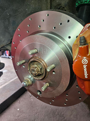 Reviews of Pontlliw Service Station in Swansea - Auto repair shop