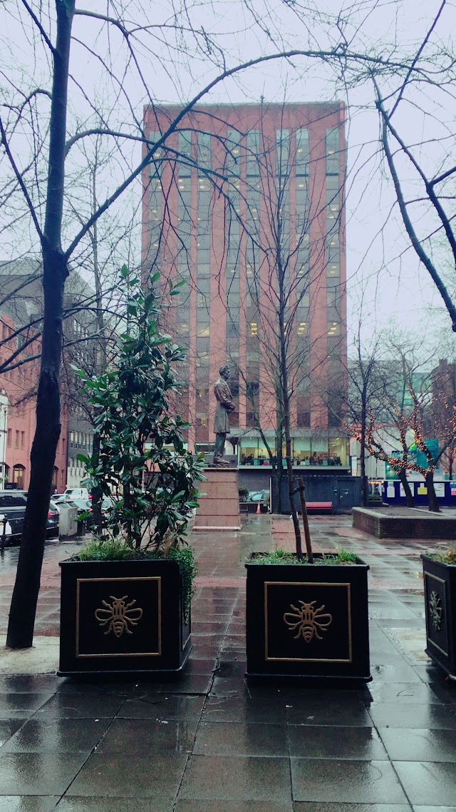 Abraham Lincoln Statue