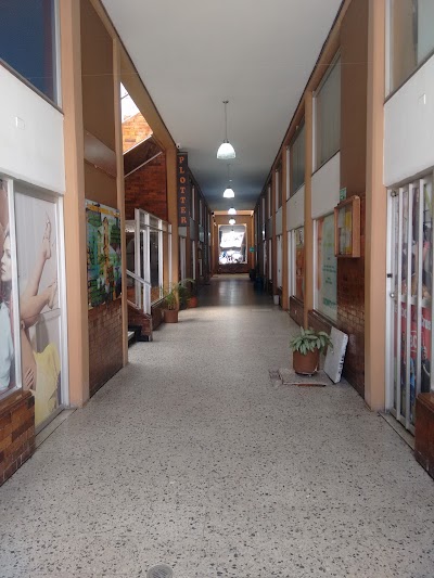 Photos of Centro comercial Fusacatan