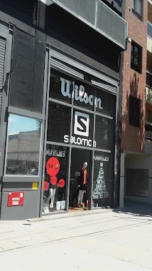 Salomon Outlet, Author: Dante Rodriguez