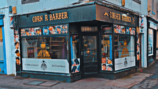 Corner Barber - Visual