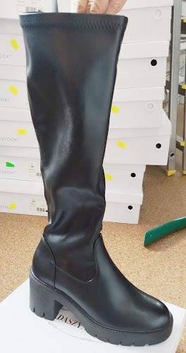 Sklep obuwniczy i pasmanteria - Hertman Jadwiga i Czesław. - Nowa Sól