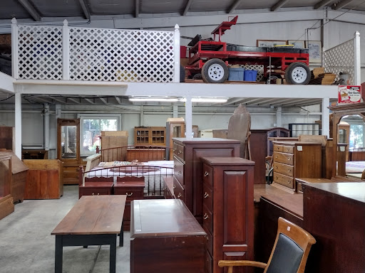 Tri-County Auction - Visual