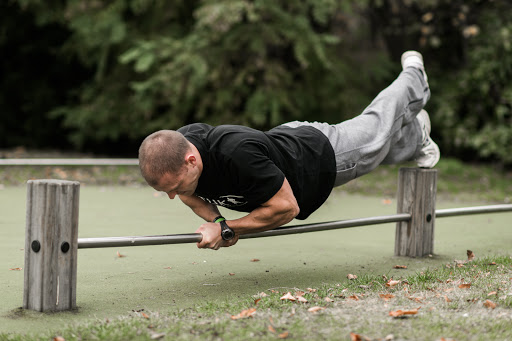 WORKOUT EVERY CORNER - Visual