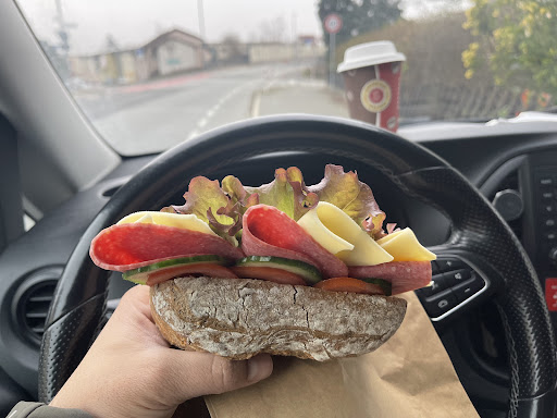 Zuhal´s Leckereien - Bäckerei & Café