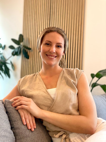 Lynn Mayer: Osteopathie & Frauenosteopathie photo