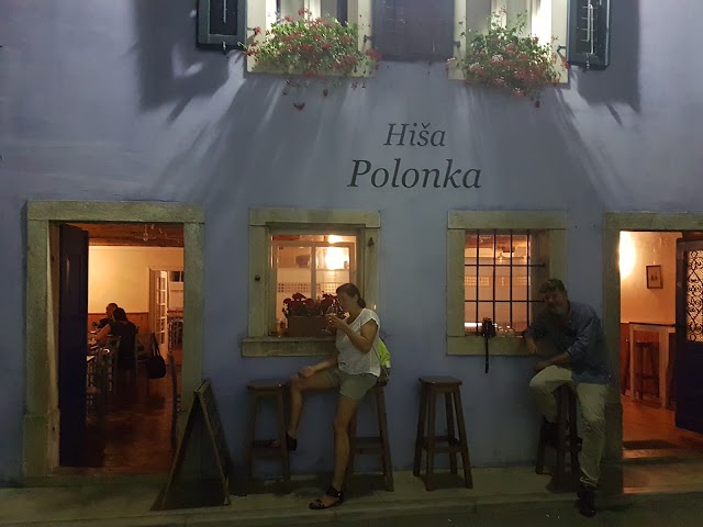 Hisa Polonka