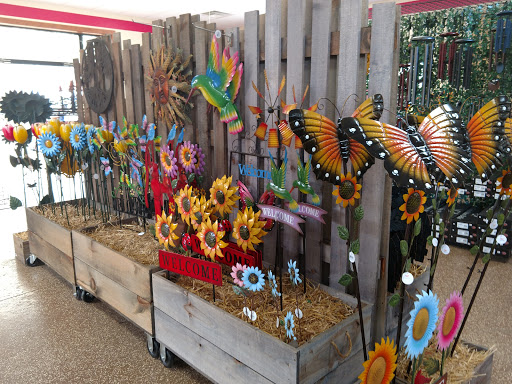 Gullo's Garden Center - Thumbnail