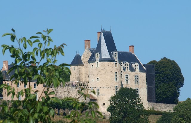 Chateau de Sainte-Suzanne