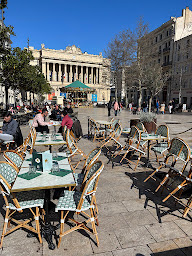 Photo n°8 de Cafe Du Commerce à Marseille (Restaurant)