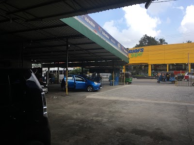 Photos of Jayasiri Auto Care