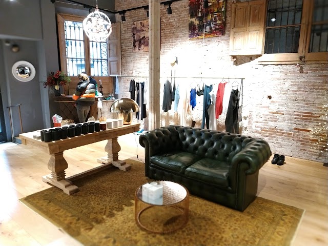 51 Concept Store