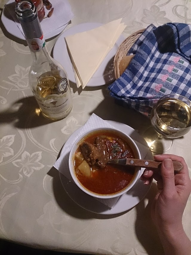 Csülök Csárda