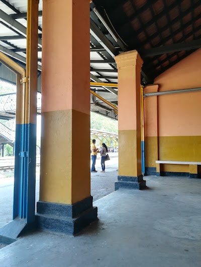 Photos of Kelaniya Railway Station