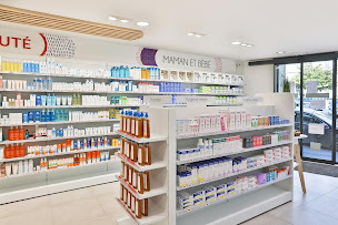 Photo n°13 de Pharmacie du Marché à Fontenay-le-Comte (Pharmacie)