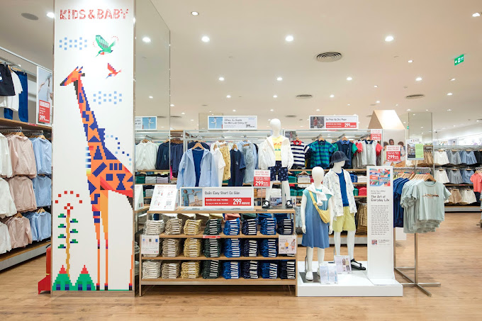 UNIQLO SC VivoCity, 1058 Nguyễn Văn Linh, Quận 7