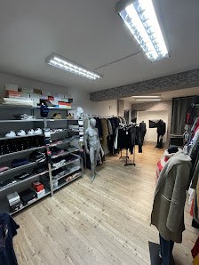 TR-Fashion Outlet Mittlere Str. 11, 59602 Rüthen