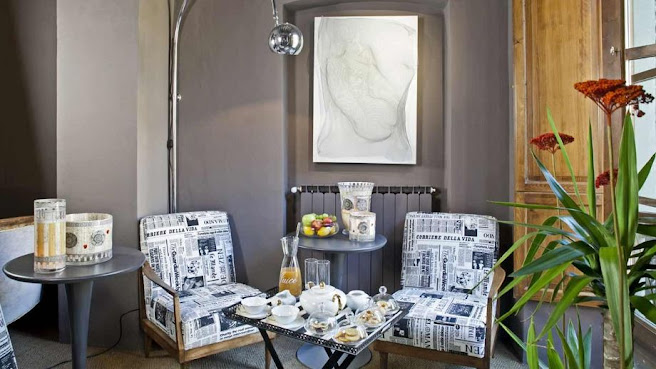 Porcellino Gallery by null