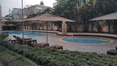 Photos of Sule Shangri-La Yangon
