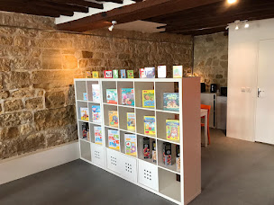 Photo n°5 de ASSADIA Pontoise - Garde d'enfants intelligente à domicile à Pontoise (Service de ménage)