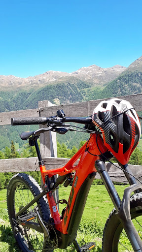 Armari Sport Bike Rent - Thumbnail