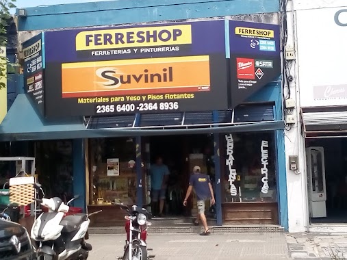 Ferreshop Plaza, Author: Marcelo Piñeyro