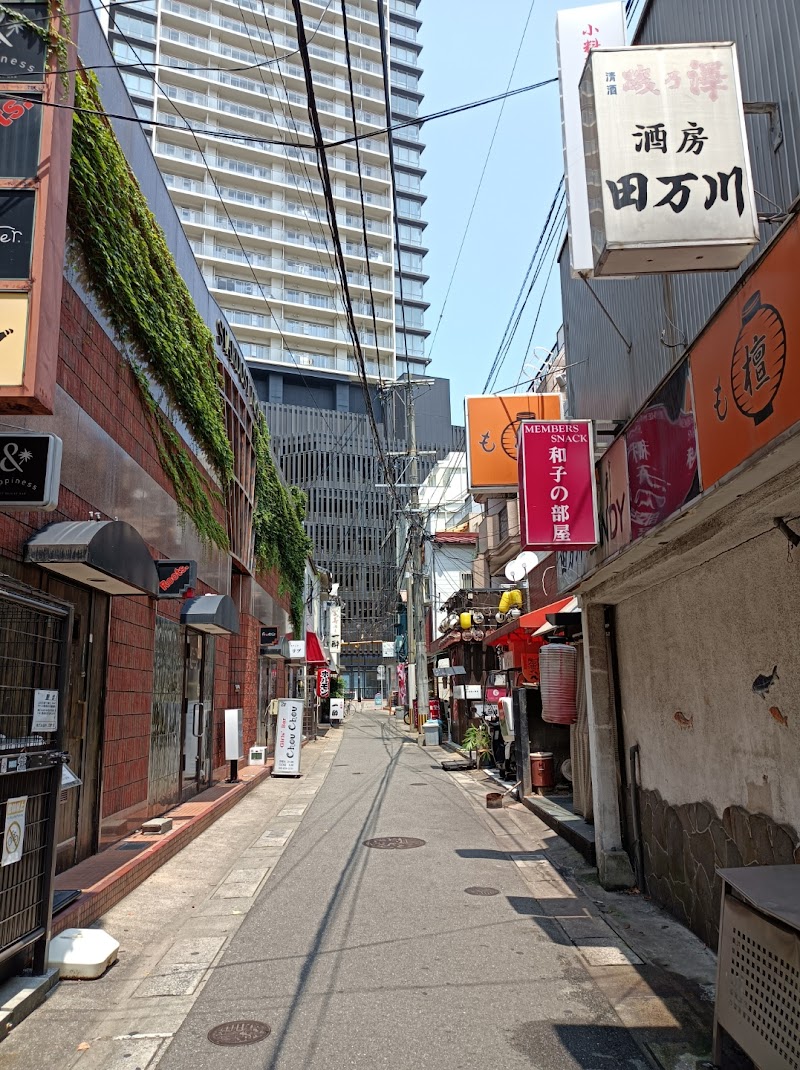 も檀(スナック)