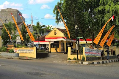 Photos of Police Pelabuhan Ratu