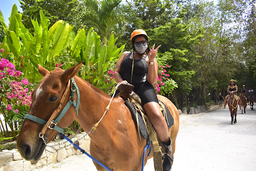 What To Do In Cancun - Thumbnail