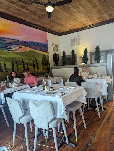 La Ragazza Tuscan Kitchen & Bar