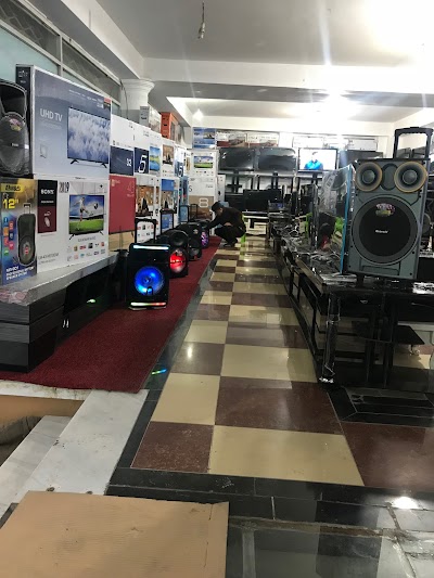 Tv Store شرکت کهنه به نو