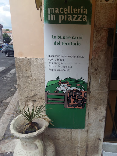 Macelleria in piazza