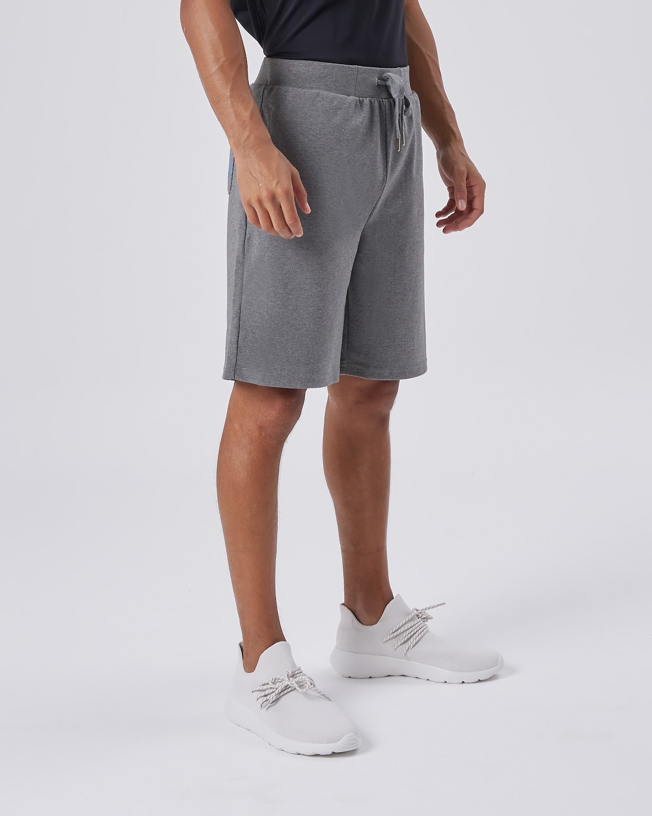 NOVA ATHLEISURE STORE - صورة 3