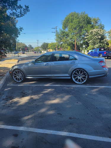 Shined up to show out truck&auto detailing and wheel&tires