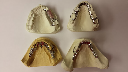 Denturologie Ste-julie - Thumbnail