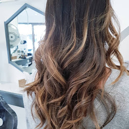 Photo n°3 de Studio coiffure Stylecréation à Saint-Laurent-la-Vernède (Salon de coiffure)