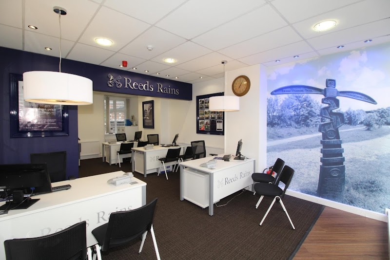 Reeds Rains Estate Agents Reddish photo 3
