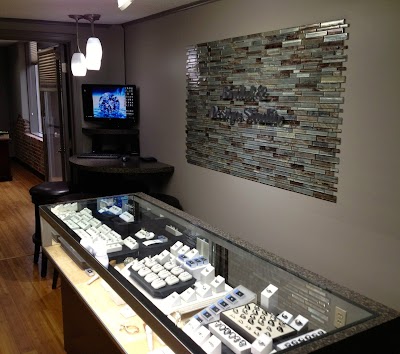 Leslie Jewelers